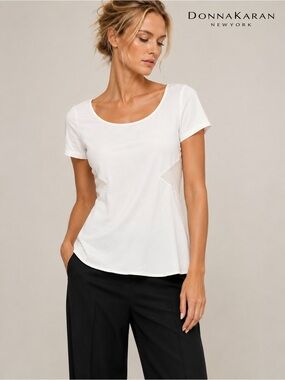 Donna Karan White Scoop Neck Short Sleeve Tee with Subtle Side Detailing